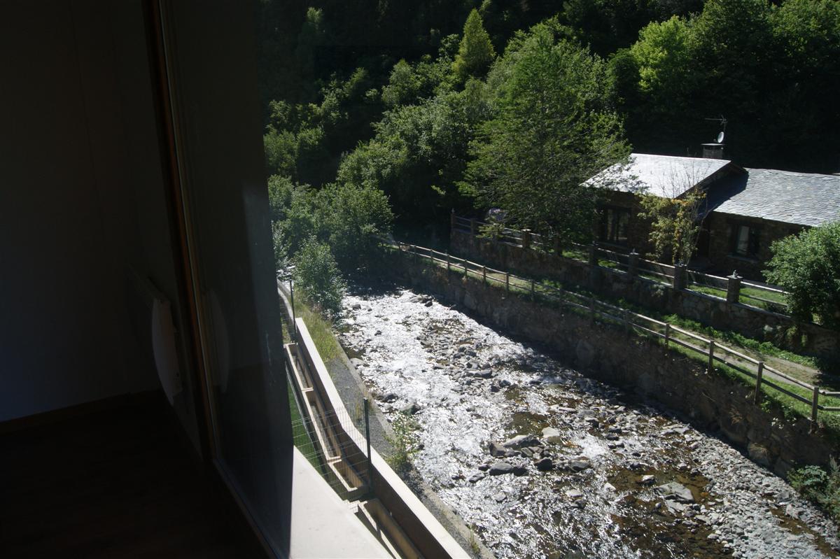 Apartaments Els Esquiadors Llorts Bagian luar foto