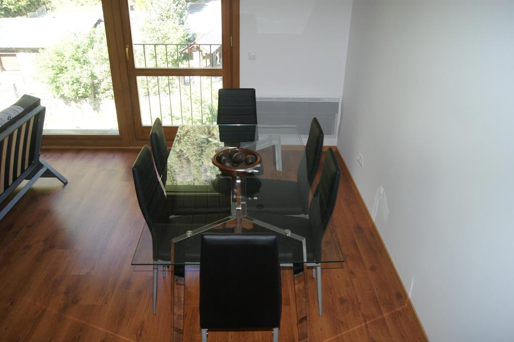 Apartaments Els Esquiadors Llorts Bagian luar foto