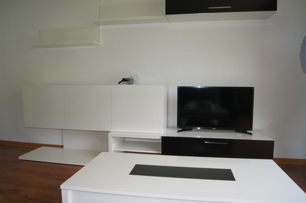 Apartaments Els Esquiadors Llorts Bagian luar foto